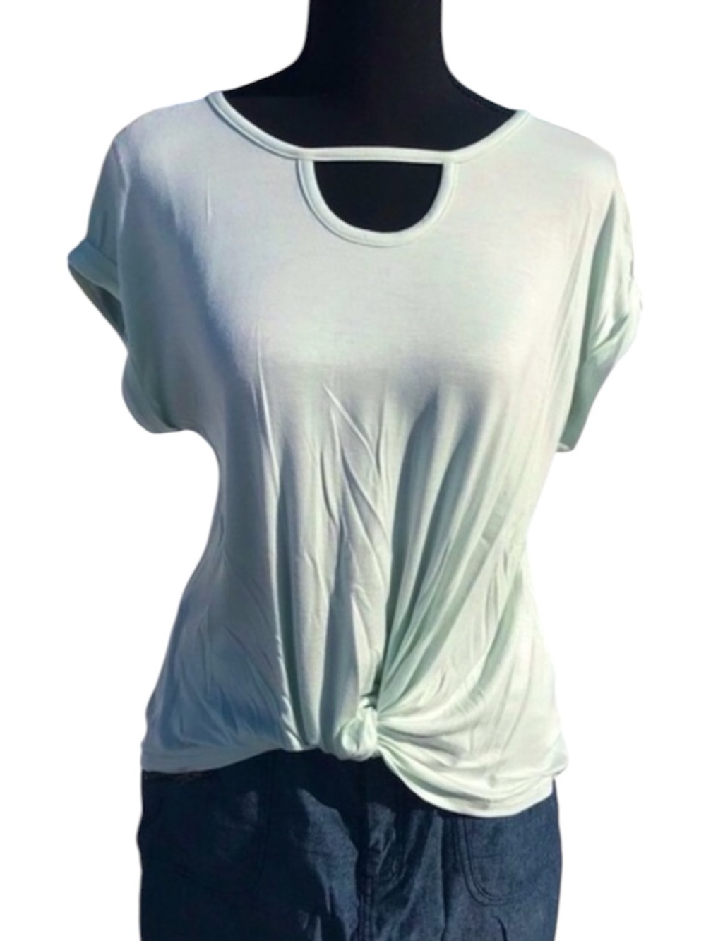 Hippie Rose Twist Front Mint Green Keyhole Neck Short Sleeve Top, Small Juniors